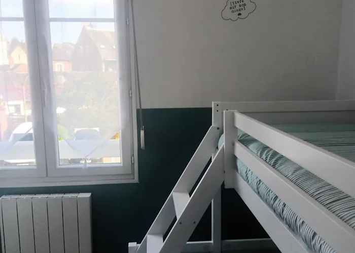 Le De Jeanne * La Fere