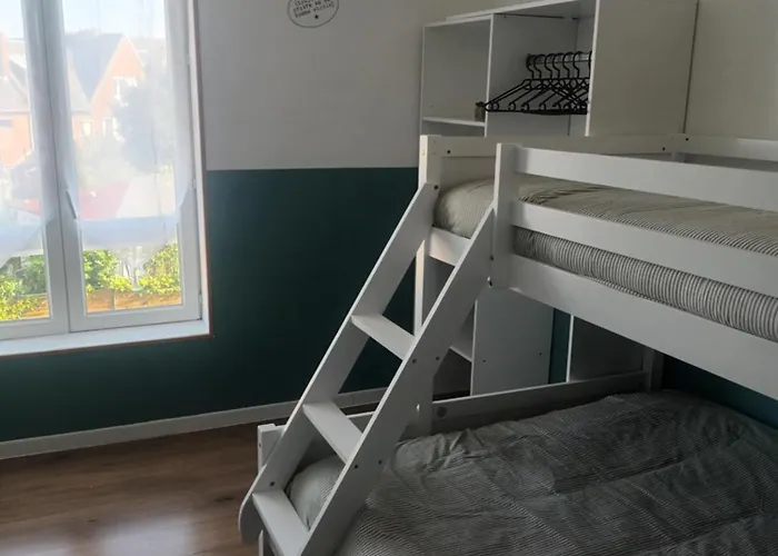 Le De Jeanne * La Fere